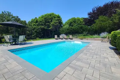 Image de 3bd Contemporary--Pool! A\/C, Deck & Walk to Great Hollow Beach