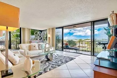 Image de Modern 2br 2b Condo on the Intracoastal. 90 Day Rental min.