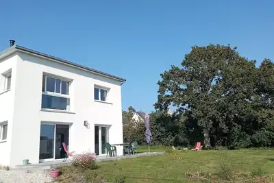 Image de Maison entre plage de Morgat (2km) et bourg de Crozon (1km).