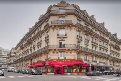 Image de Ultra luxury-145m2 abode between Ave Montaigne & Champs Elysees