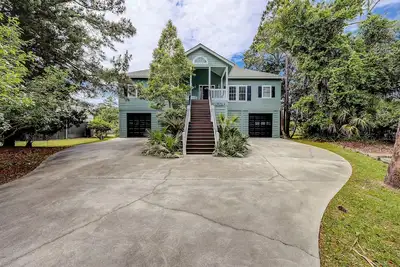 Image de Spacious home near beach with access to resort amenities & free state park entry