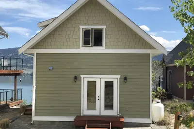 Image de Modern cottage with spectacular view, sleeps 6- Fintry Bc