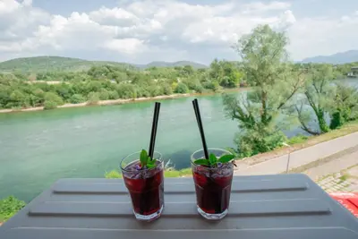 Image de Apartment Riva ÄŚapljina - Two Bedroom Apartment with Balcony and River View