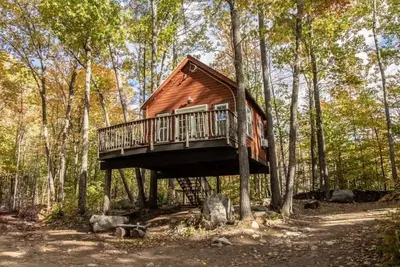 Image de Maine Treehouse-The Spruce Suite