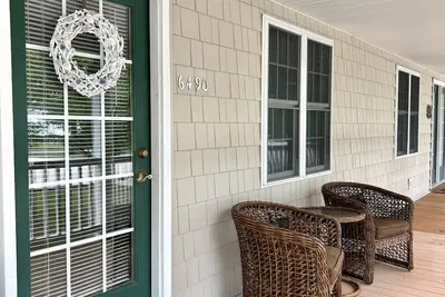 2 bedroom townhouse in central location on Chincoteague Island