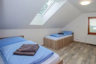Image de Belle maison de vacances privée pour 4 personnes avec Wifi, Tv, terrasse et parking