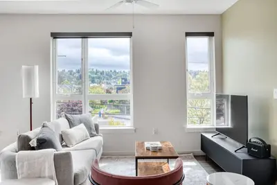 Image de Tasteful Ballard 2br w/ Bbq, Lounge & W/D, onsite retail, by Blueground