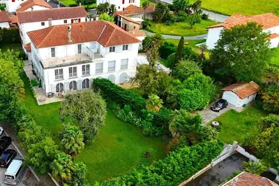 Image de Magnifique maison 16 pers, coeur d'Ascain, proche plage St-Jean-de-Luz