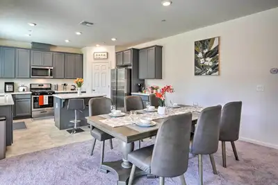 Image de Sacramento Retreat w/ Yard ~ 13 Mi to Dtwn!