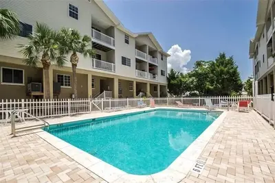 Image de Great family vacation destination Townhome with private double car garage~