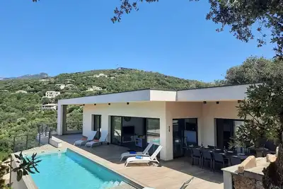 Image de Villa Cupabia, vue mer et piscine chauffée