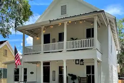 Image de Cozy Historic home with 2 king size beds in Sanford