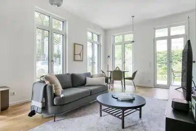 Image de Impeccable Charlottenburg 2br w/ beautiful Garden, by Blueground