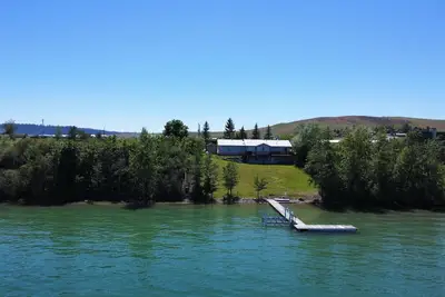 Image de The Bison on Flathead Lake
