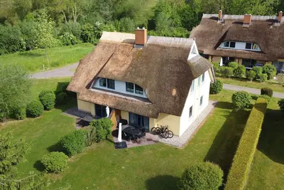 Image de Thatched roof house Hasel 2