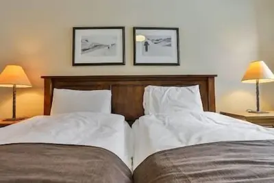 Image de Lovely 2 bed studio room with hot tub and sauna