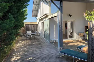 Image de B01-Maison en duplex, jardin - terrasse, 1 parking, proche de l'océan