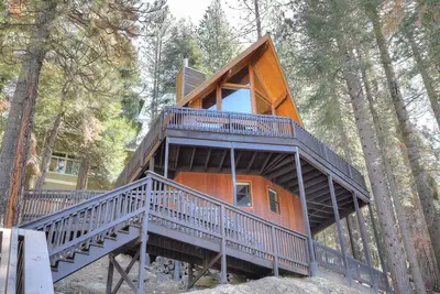 Image de Treetops Cabin