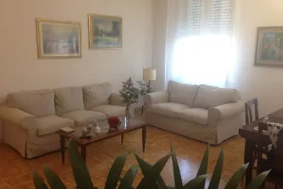 Image de Apartment in the center. 5 min walk to the sea