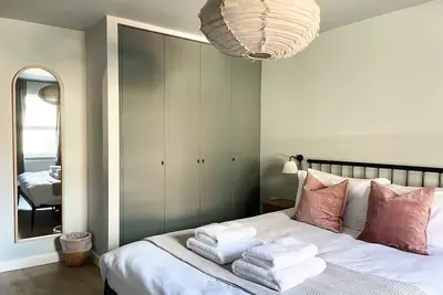 Image de Spacious and Stylish Central Bristol Base