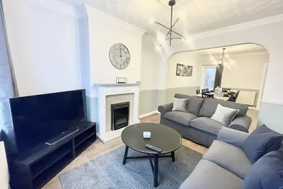 Image de Charming Bedminster Home - Sleeps 8