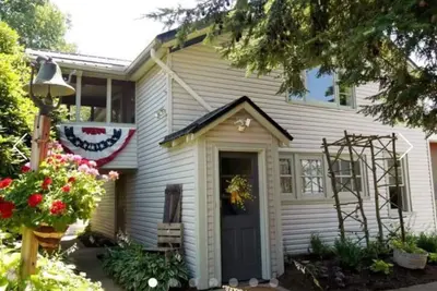 Image de The Miller Carriage House- 1836 Historic Property