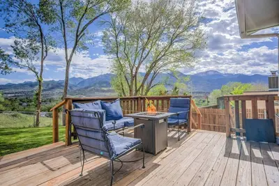 Image de Kings Overlook! Hot Tub & Epic Pikes Peak Views