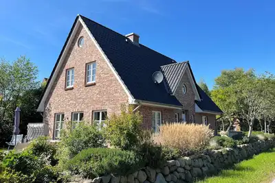 Image de Rainbow Hus - Modern detached house in a very special style!