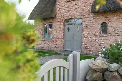 Image de Reetkoje I - Hochwertige Reethaushälfte in Strandnähe