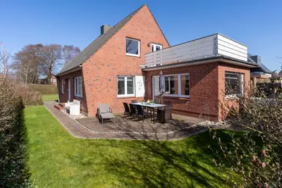 Image de Beach house 6 - spacious detached house in the village district
