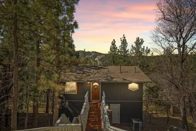 Image de Moonlight Ridge Cabin + Hot Tub + Views + Pet Friendly