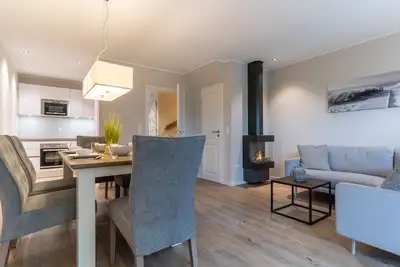 Image de Waterfront - terraced house in top location on Ordinger Deich