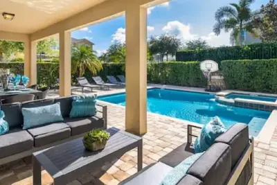 Epic*10min Disney*Theater*BunkbedSlide*Prof Arcade