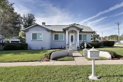 Image de Enjoy the Downtown and Heights Lifestyle in Tampa this summer!