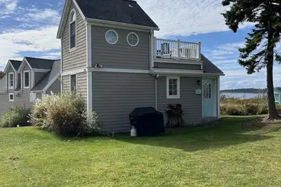 Image de chalet Bord de l'eau à l'embouchure de la pittoresque Maquereau Cove, superbes couchers de soleil!