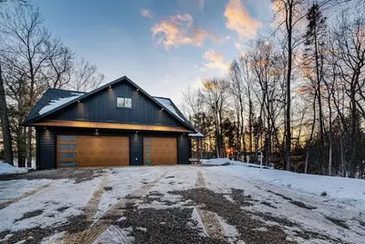 Image de Modern Cabin on Beautiful Pokegama Lake