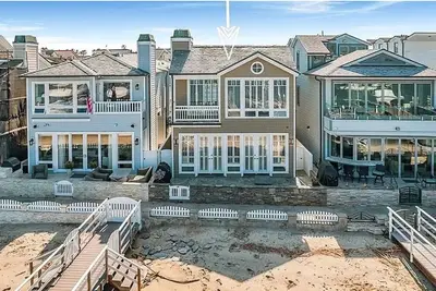 Image de Bayfront location on Balboa Peninsula!