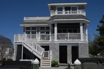 Image de Harbormaster's Waterfront Hideaway