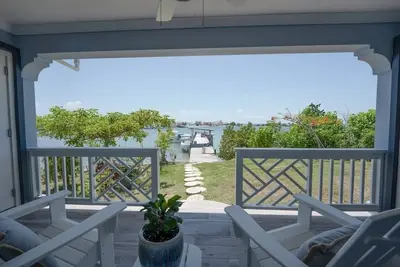 Sawyer’s Seabreeze | Waterfront | Private Dock | Bunk Beds