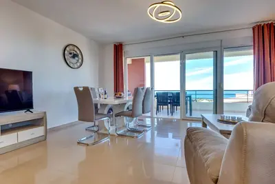 Image de Ferienwohnung\/app. für 6 Gäste mit 97m² in Utjeha