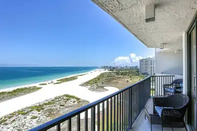 Image de Gorgeous Views of Sand Key and Clearwater Beach! Pool, Wi-fi, Grill, Cable ~ 1506 Lighthouse Towers