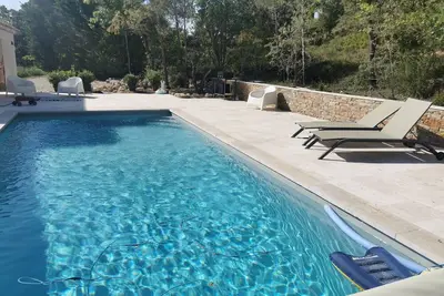 Fully renovated country villa with swimming pool and barbecue