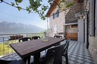 Image de Appartement de vacances Casa Oliva avec vue sur le lac, balcon et Wi-Fi.