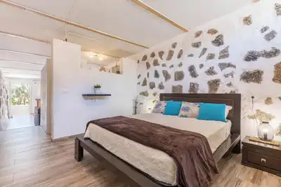 Image de Appartement de vacances 'Éden Écologique à Casa La Fuentita - Réservé aux Adultes' près de la Plage