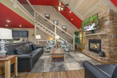 Image de 4br, indoor pool, game room. Free attraction tickets!