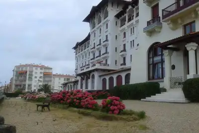 Image de First line beach Hendaye Euskalduna