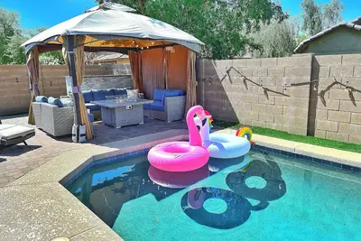 Image de Pool & Ev Charger @ Family Friendly comfy house in the heart of Queen Creek
