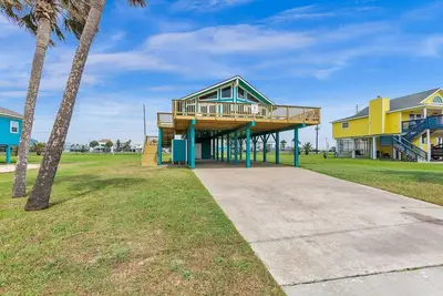 Image de Alsup House in Jamaica Beach by RedAwning