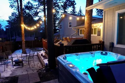 Image de Woodland Park Hideaway - New Hot Tub - Perfect Family Getaway!