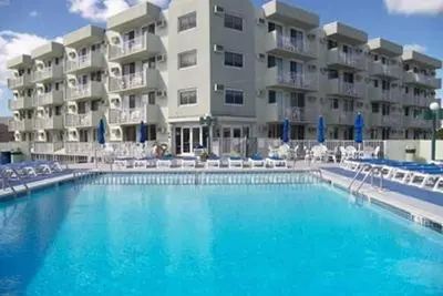 Image de Prime Location w/ Pool! ! ! Close To Beach & Boardwalk! ! ! Elevator! !